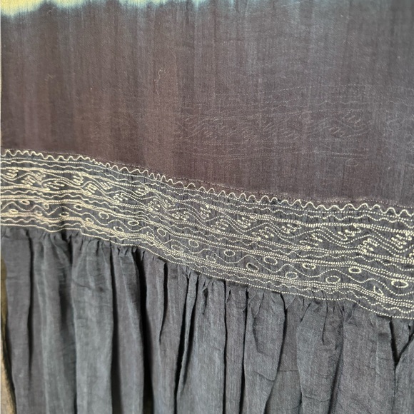 Beautiful brand new dress by Injiri. Size small. - Picture 6 of 10